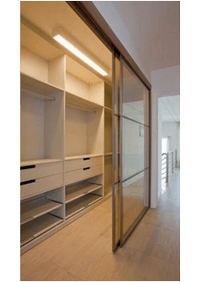 Линейная гардеробная комната с дверями купе Лабинск